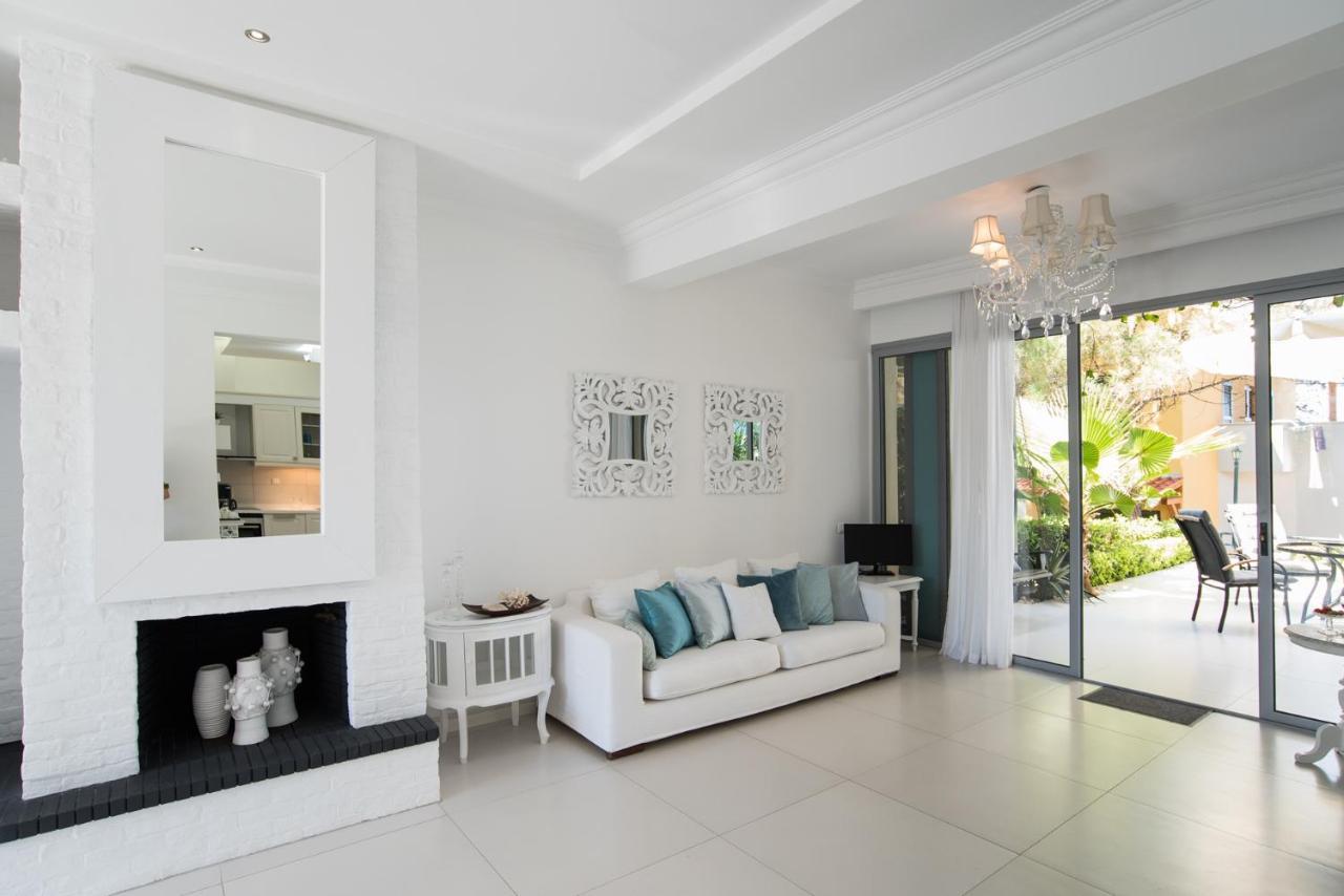 Pefkohori Villa A&M By Luxlikehome Bagian luar foto